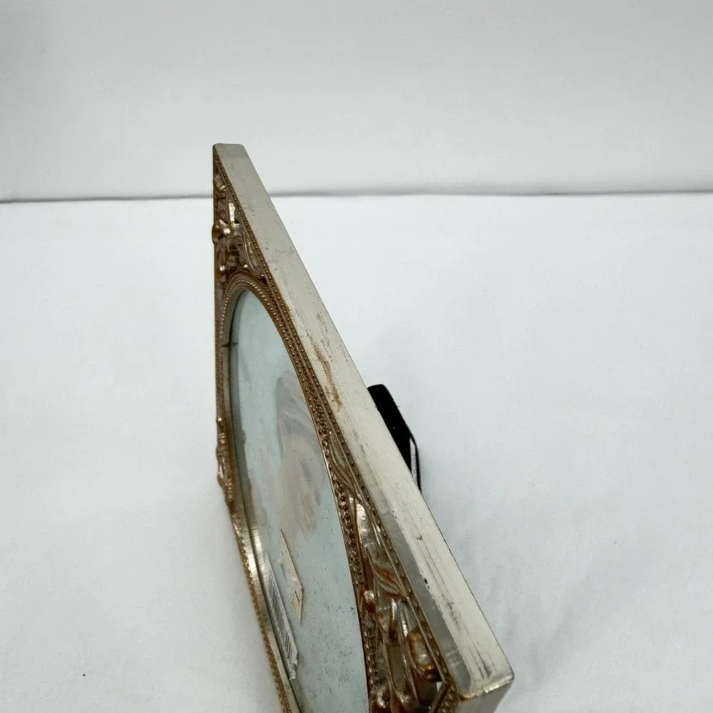 Carr VTG Picture Frame Round Photo Area Floral Filigree Gold Silver Tone 5x5